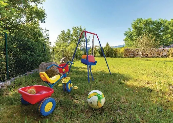 بيت للعطل Lina تْسْغيكفانِتْسا