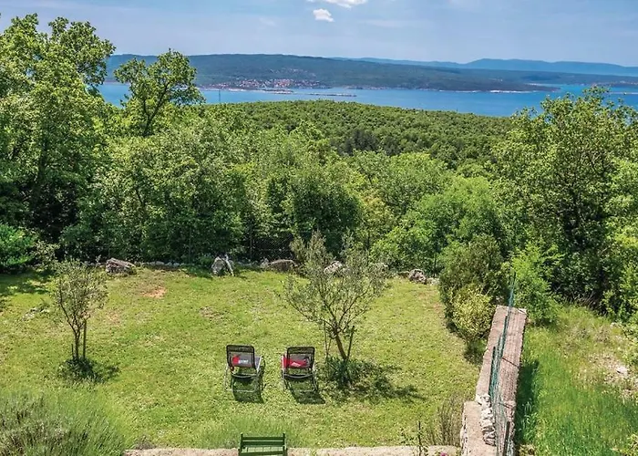 Lina * تْسْغيكفانِتْسا