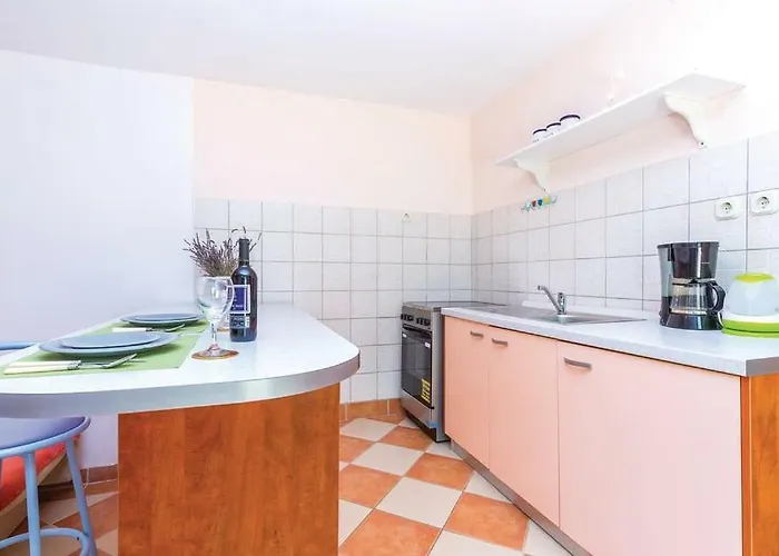 Lina تْسْغيكفانِتْسا