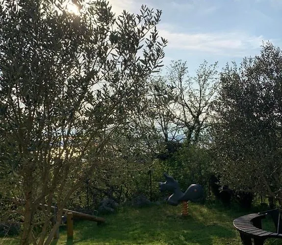 Lina بيت للعطل تْسْغيكفانِتْسا